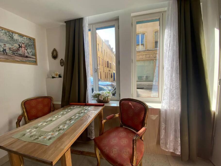 Ravissant Shabby Chic Au Centre De Metz Apartment Exterior foto